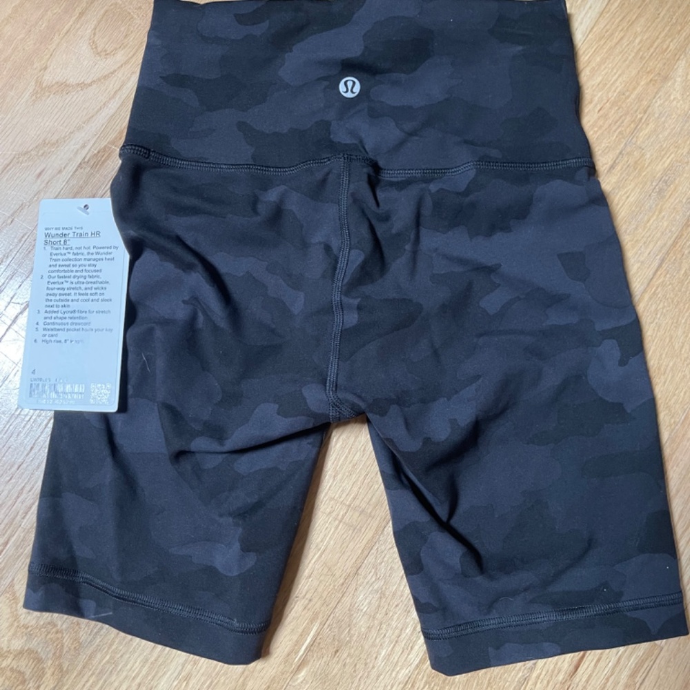 Lululemon - Picture 2 of 3